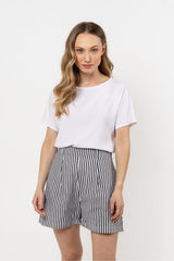  Shorts model 212202 awama 