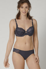  Braziliaanse slipjes model 230040 Triumph 