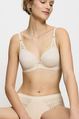  Verstevigde beha model 230321 Triumph 