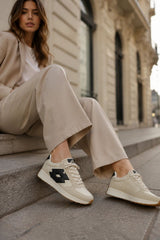  Sportchoenen op een platform model 230614 Step in style 