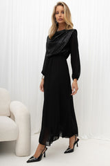  Avondjurk model 232420 Rue Paris 